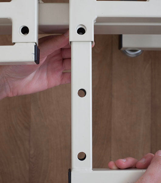 Lincoln Expandable Bariatric Bed with Scale